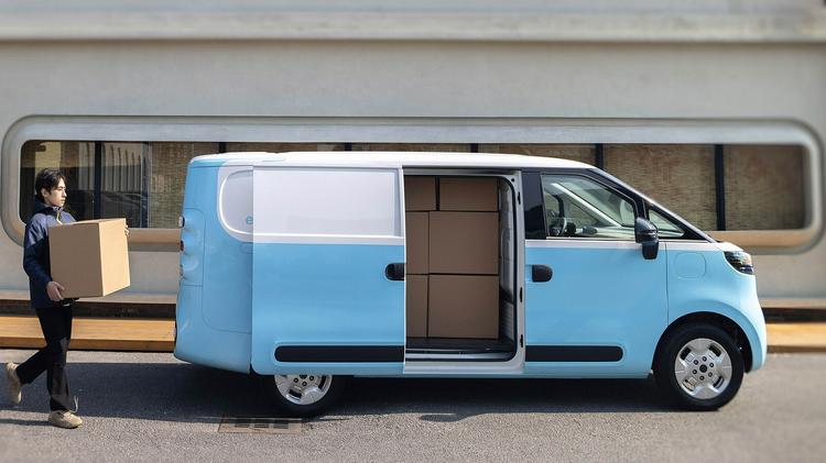 MAXUS E DELIVER 5 L1 ELECTRIC 120kW H1 Van 64kWh Auto