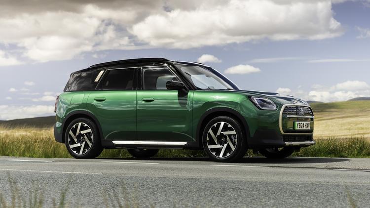 MINI COUNTRYMAN ELECTRIC HATCHBACK 150kW E Classic [Level 2] 66kWh 5dr Auto