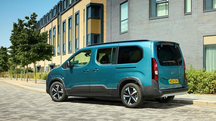 PEUGEOT E-RIFTER ELECTRIC ESTATE 100kW Allure 50kWh 5dr Auto
