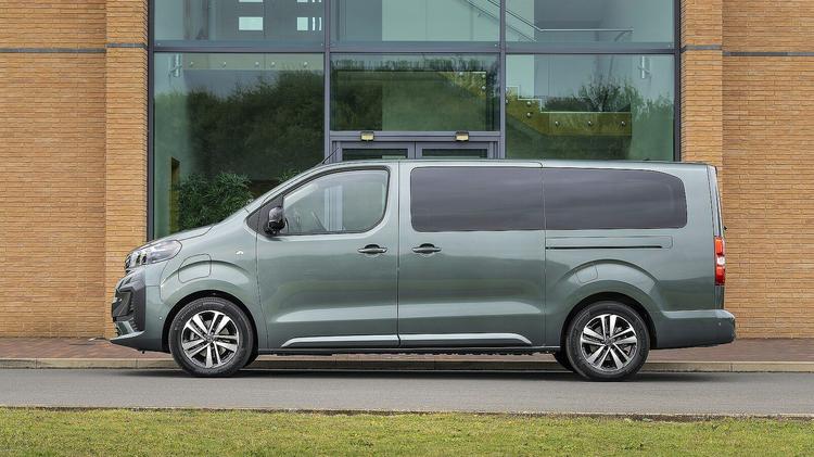 PEUGEOT E-TRAVELLER ELECTRIC ESTATE 100kW Allure Standard [8 Seat] 75kWh 5dr Auto