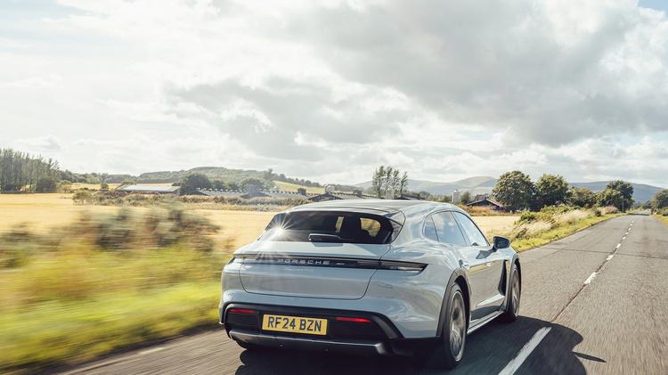PORSCHE TAYCAN CROSS TURISMO 520kW Turbo 105kWh 5dr Auto