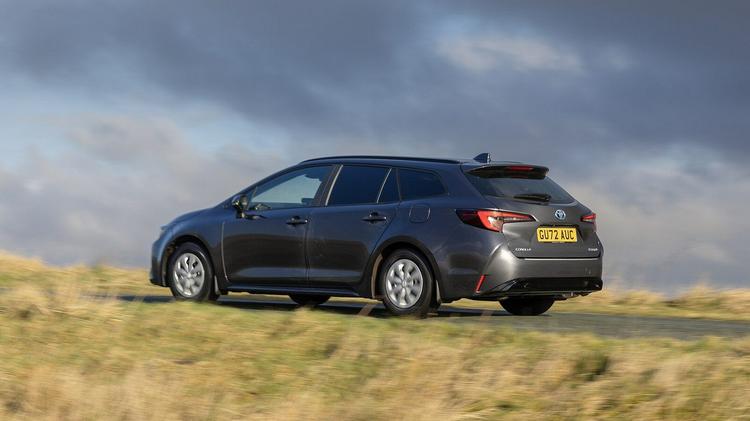 TOYOTA COROLLA PETROL 1.8 VVT-i Hybrid 140 Commercial Auto