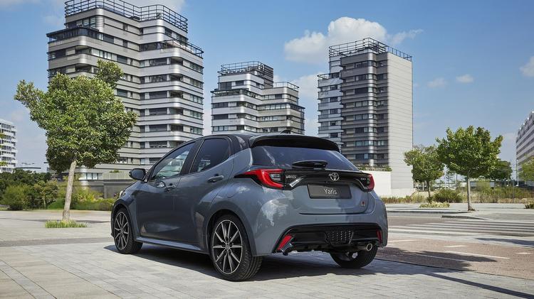 TOYOTA YARIS HATCHBACK 1.5 Hybrid Icon 5dr CVT