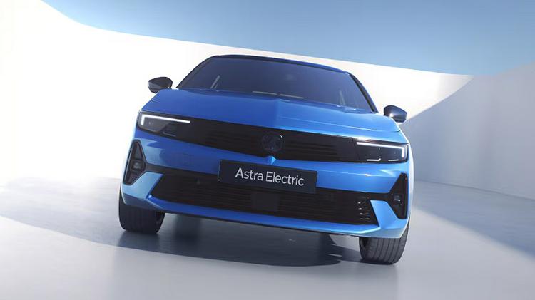 VAUXHALL ASTRA ELECTRIC HATCHBACK 115kW Ultimate 54kWh 5dr Auto