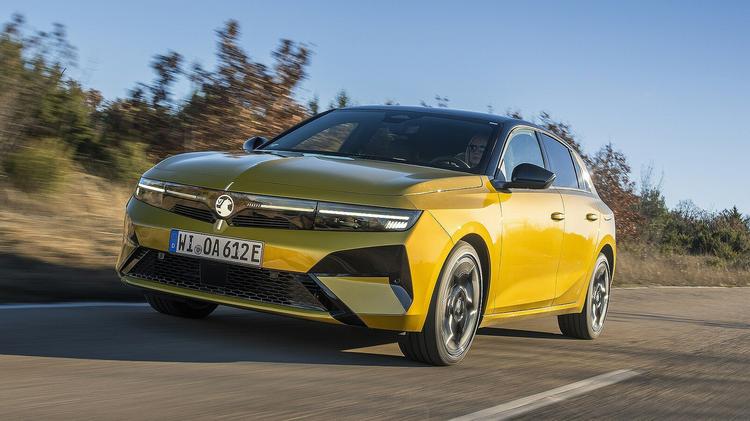 VAUXHALL ASTRA HATCHBACK 1.6 Plug-in Hybrid 195 Griffin 5dr e-DCT7