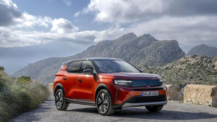 VAUXHALL FRONTERA ELECTRIC ESTATE 83kW Design 44kWh 5dr Auto