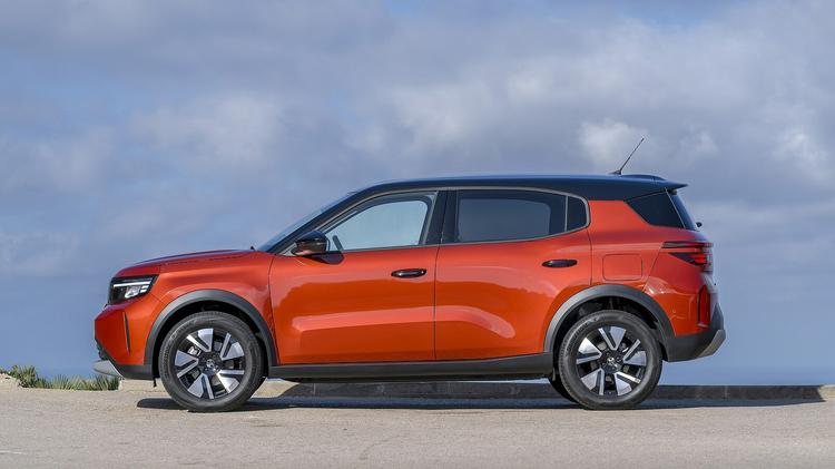 VAUXHALL FRONTERA ELECTRIC ESTATE 83kW Design 44kWh 5dr Auto