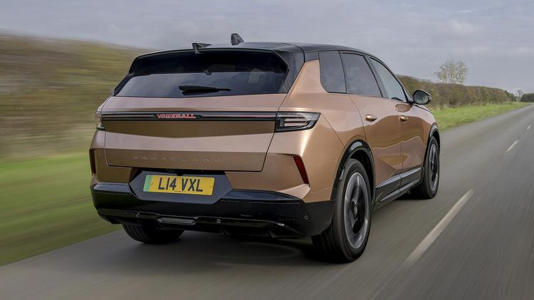 VAUXHALL GRANDLAND ELECTRIC HATCHBACK 157kW Design 73kWh 5dr Auto