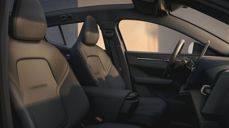VOLVO EX30 ESTATE 200kW Single Motor Plus 51kWh 5dr Auto