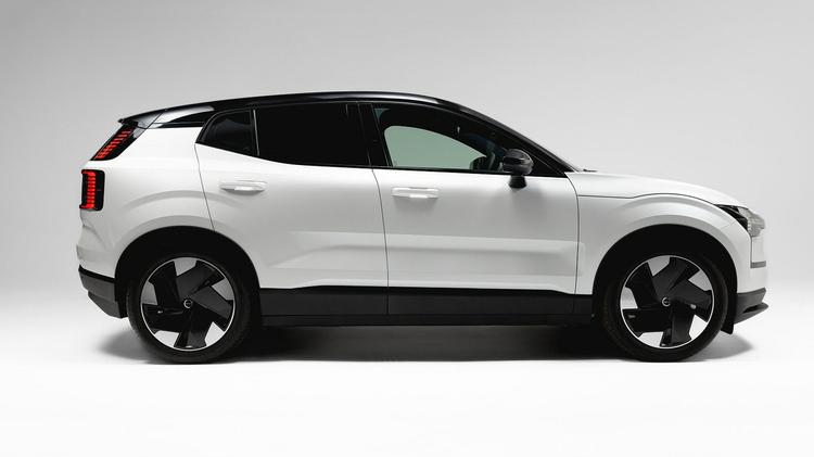 EX30