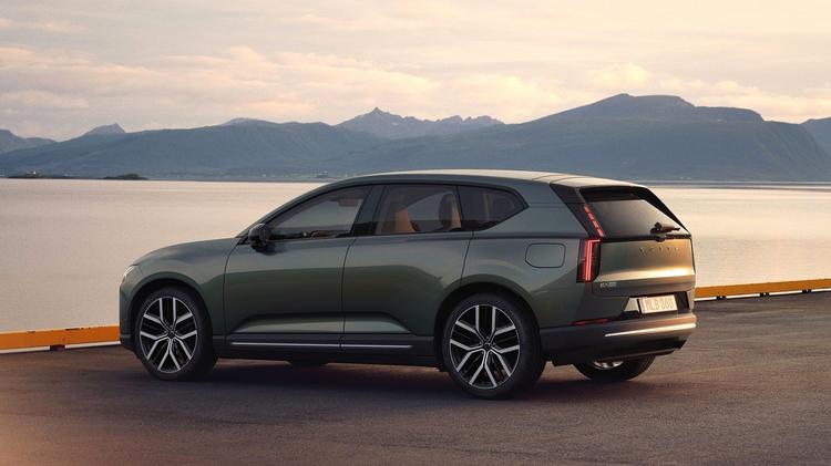 VOLVO EX60 ESTATE P6 275kW 83kWh Ultra 5dr Auto
