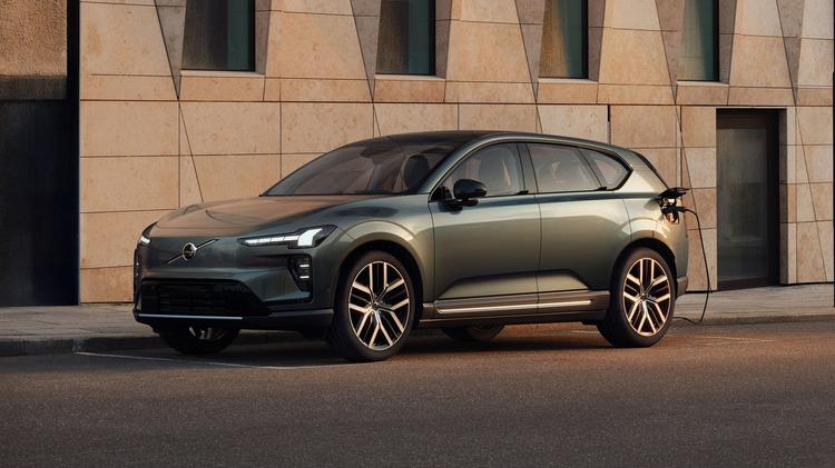 VOLVO EX60 P6 275kW 83kWh Plus 5dr Auto