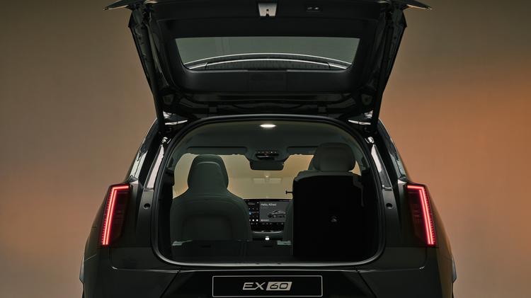 VOLVO EX60 ESTATE P6 275kW 83kWh Ultra 5dr Auto