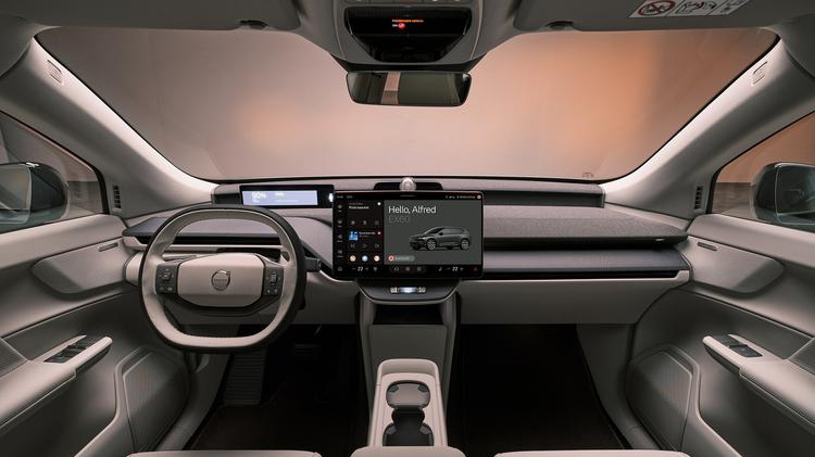 VOLVO EX60 ESTATE P6 275kW 83kWh Ultra 5dr Auto