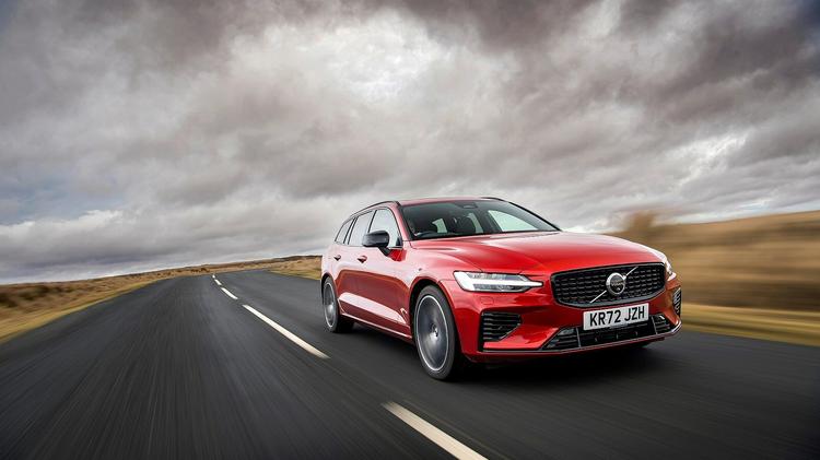 VOLVO V60 SPORTSWAGON 2.0 B4P Plus Dark 5dr Auto [7 speed]