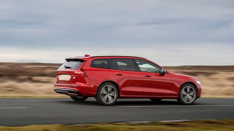 VOLVO V60 SPORTSWAGON 2.0 B4P Plus Dark 5dr Auto [7 speed]