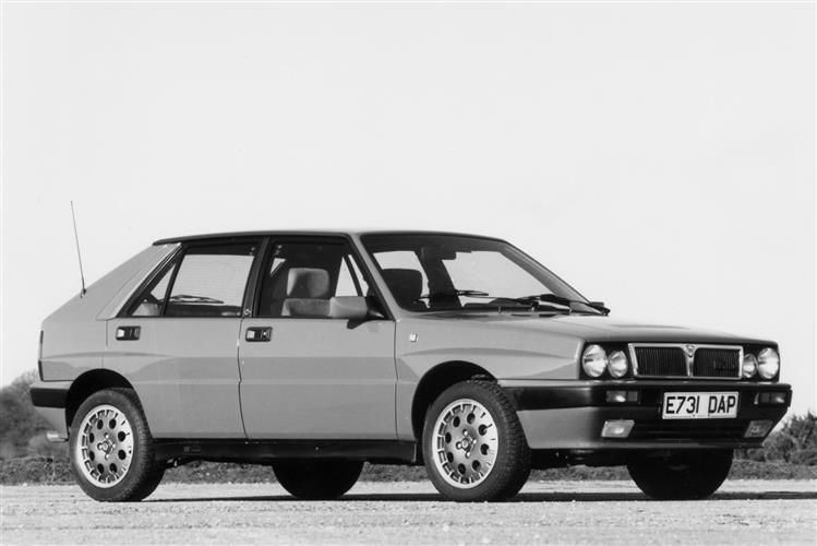 Used Lancia Delta HF IntegraLE (1987 - 1993) + Guide - Image 1