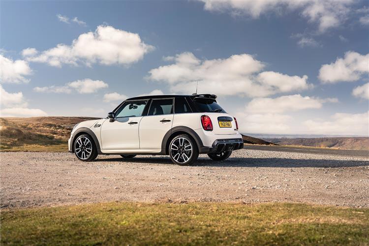MINI 5-Door Hatch [F55] (2018 - 2023) review | Exchange and Mart
