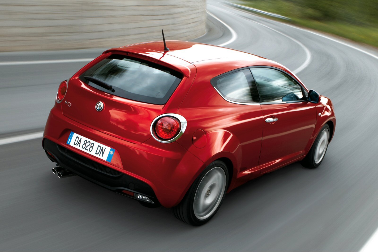 Used Alfa Romeo MiTo (2009 - 2010) + Guide - Image 1