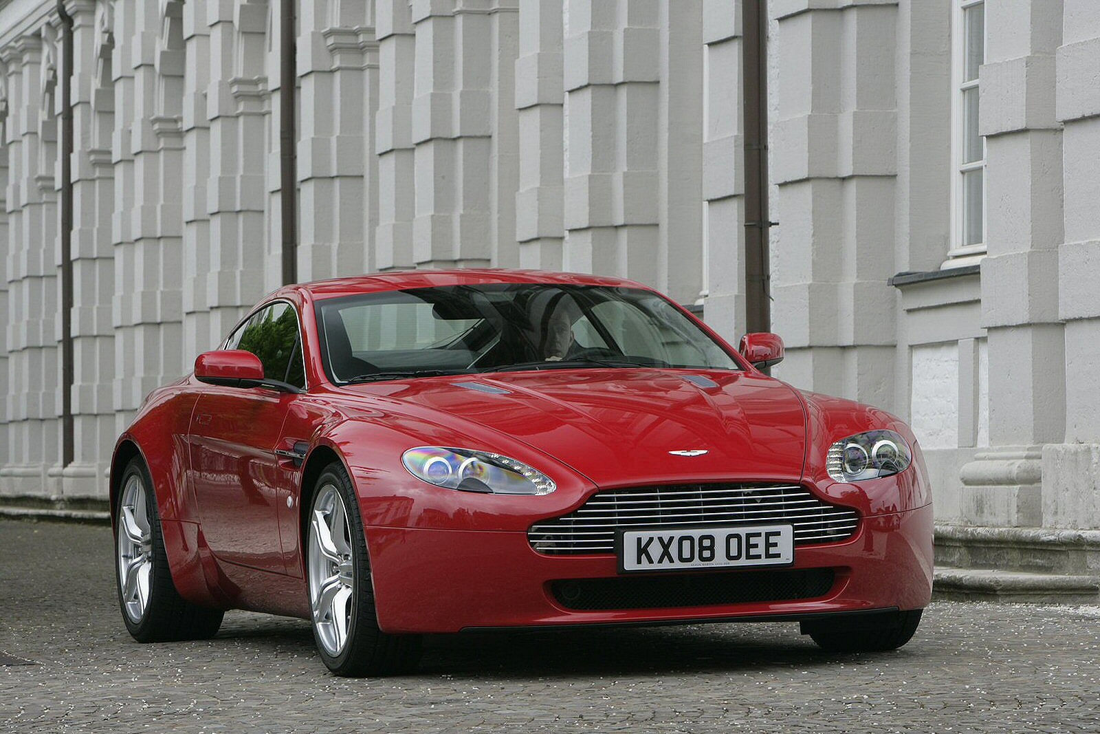Used Aston Martin Vantage (2006 - 2017) + Guide - Image 1