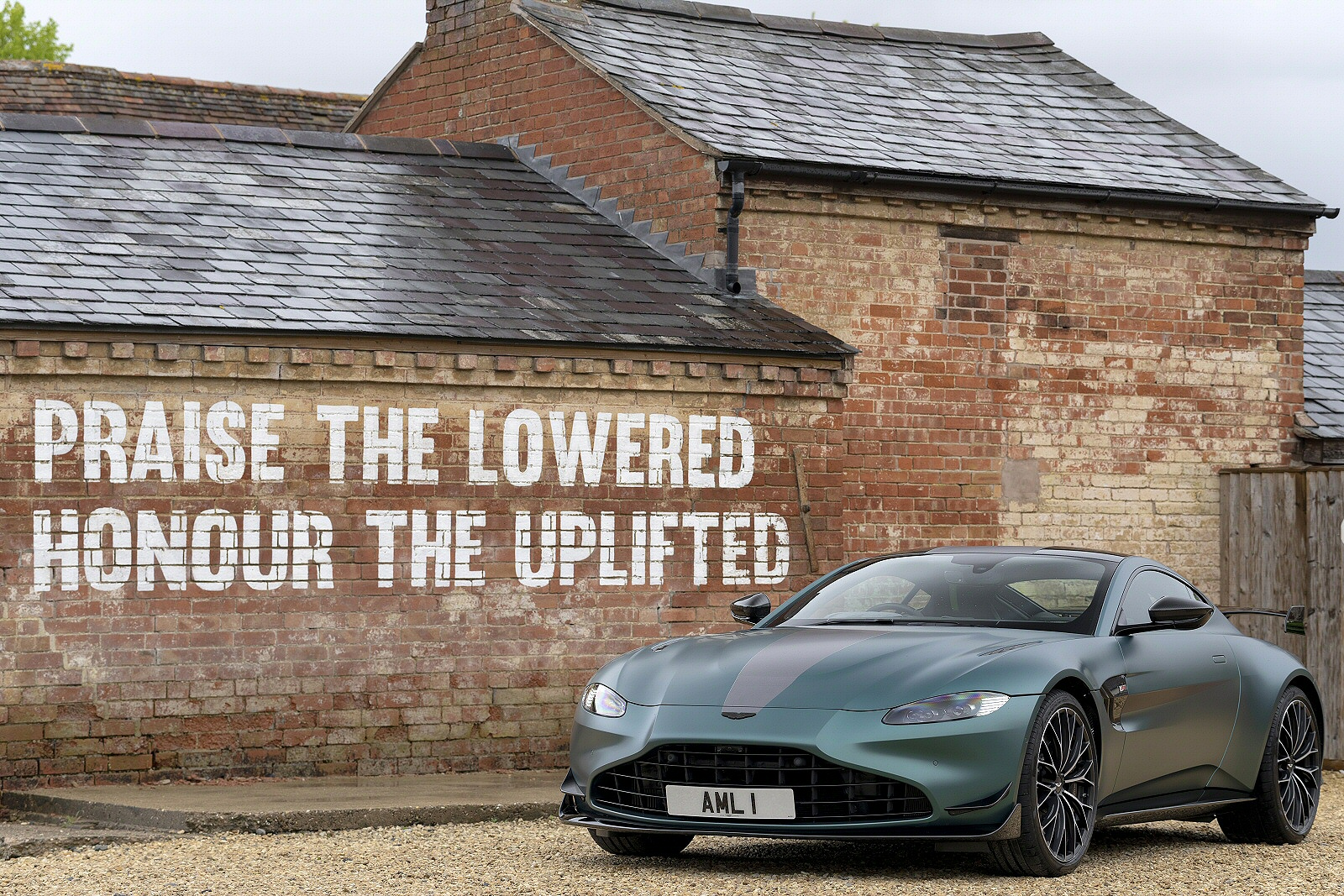 Used Aston Martin Vantage (2020 - 2023) + Guide - Image 1
