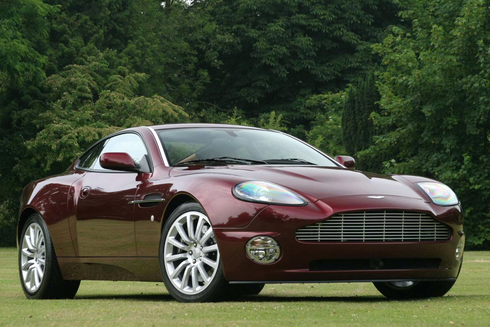 Used Aston Martin Vanquish (2001 - 2007) + Guide - Image 1