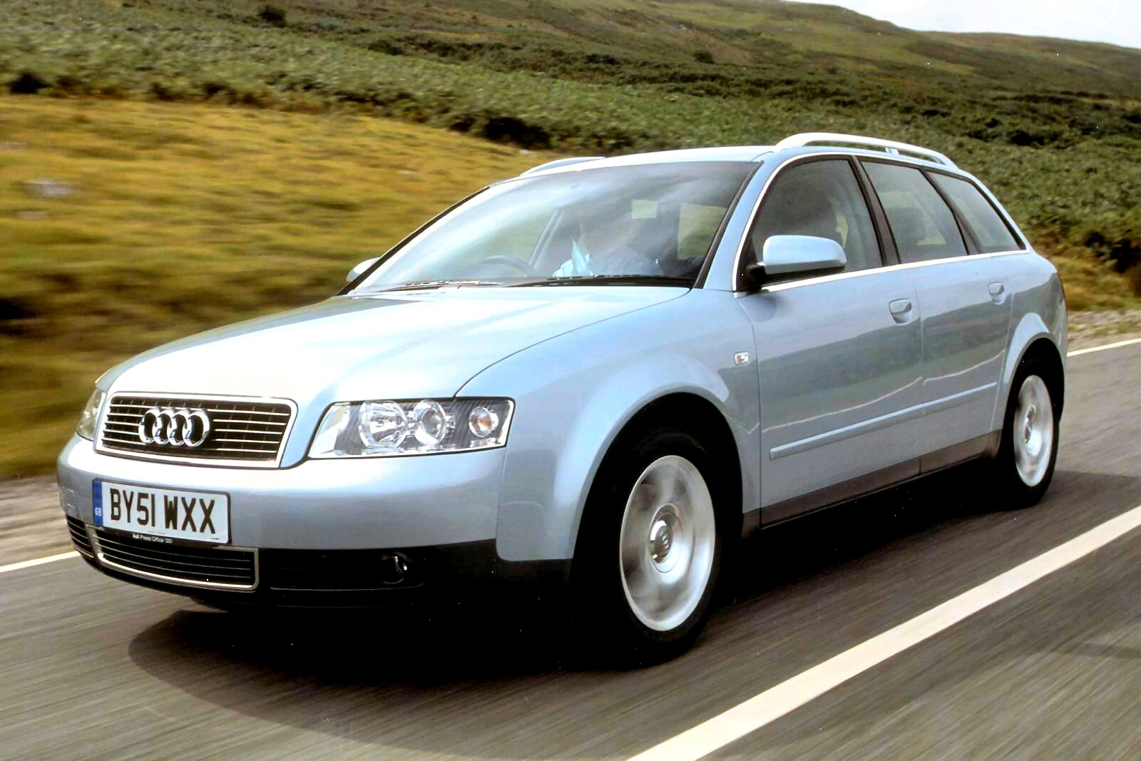 Used Audi A4 Avant (2001 - 2005) + Guide - Image 1
