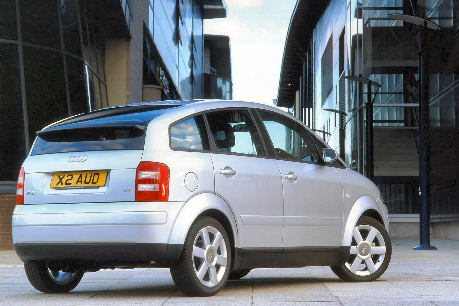 Used Audi A2 (2000 - 2005) + Guide - Image 1