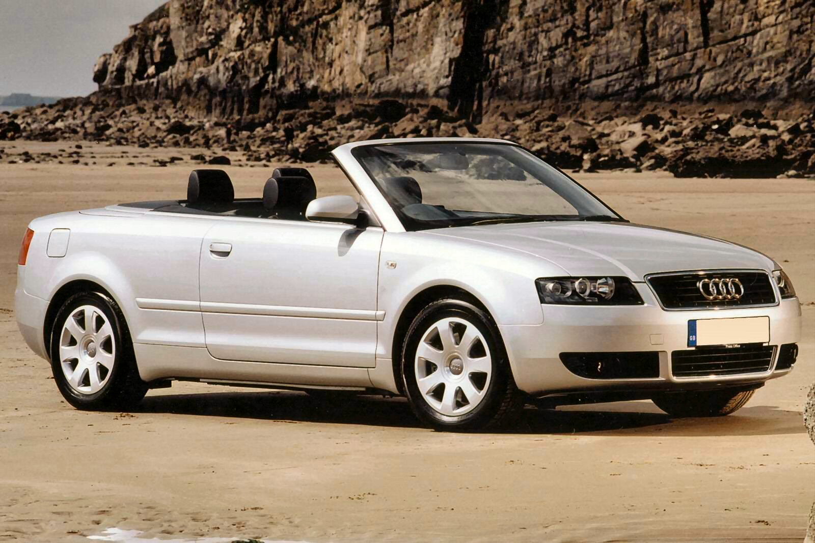 Used Audi A4 Cabriolet (2001 - 2006) + Guide - Image 1