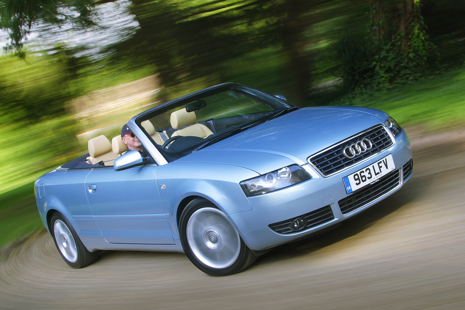 Used Audi A4 Cabriolet (2005 - 2009) + Guide - Image 1