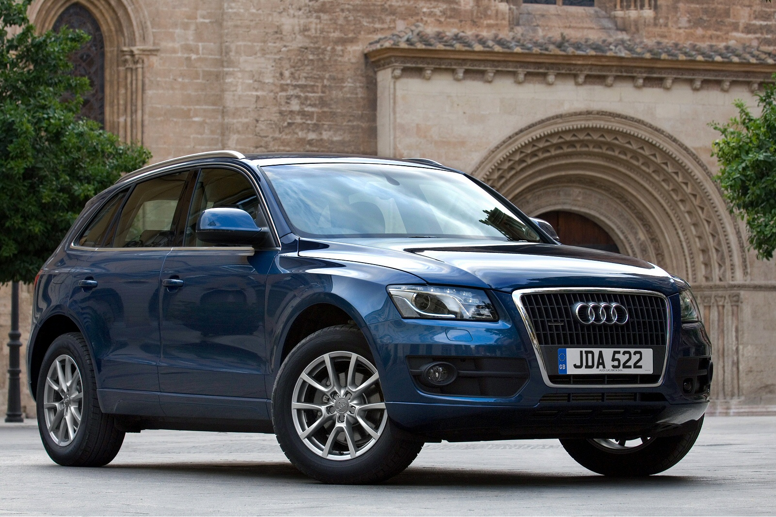 Used Audi Q5 (2008 - 2012) + Guide - Image 1