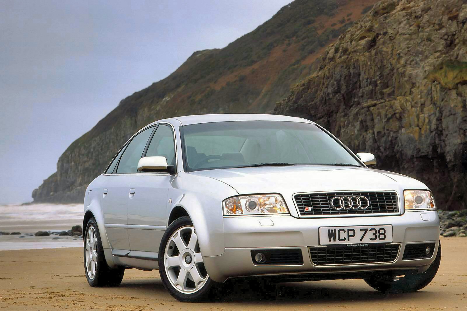 Used Audi S6 (1999 - 2004) + Guide - Image 1