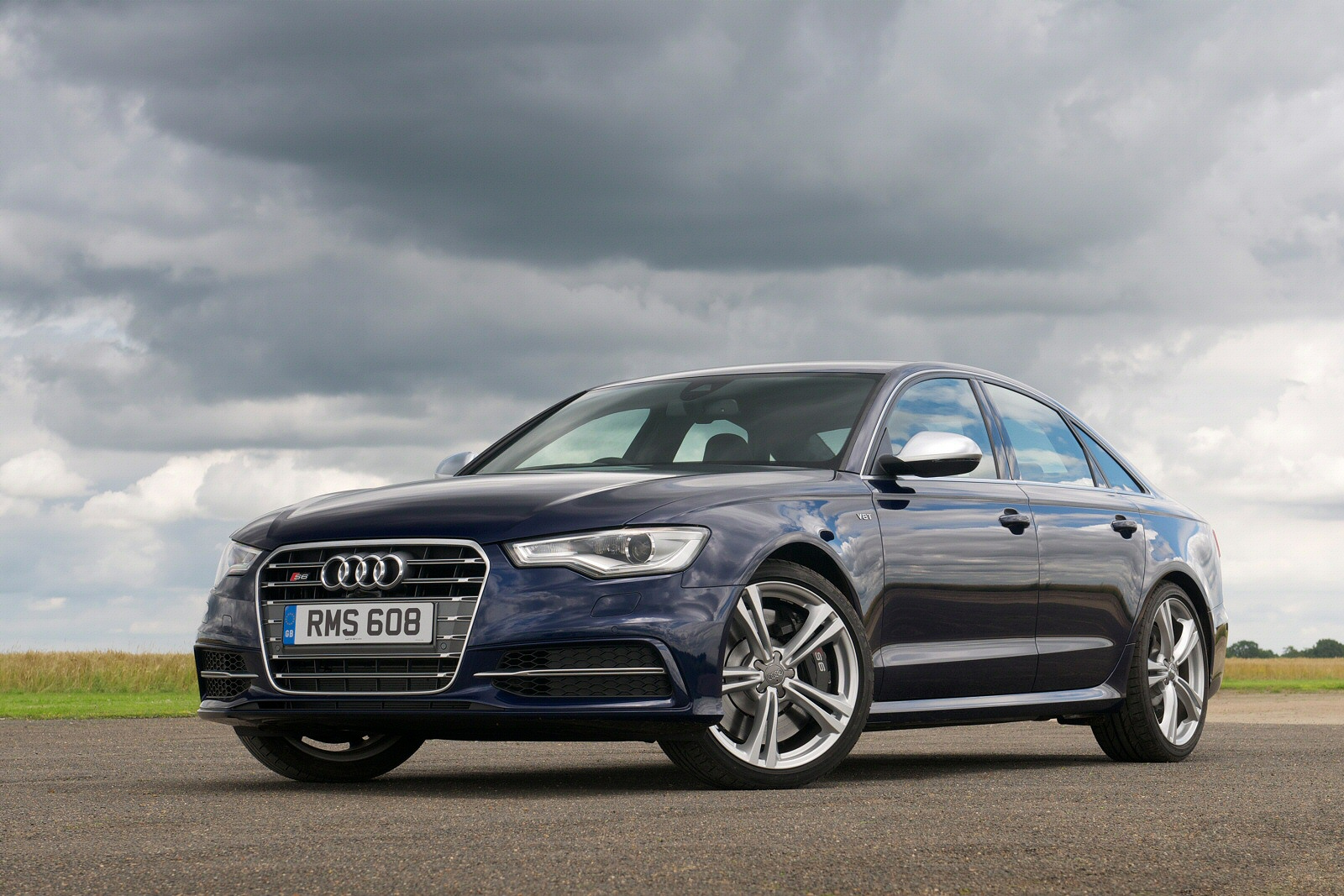 Used Audi S6 (2012 - 2017) + Guide - Image 1