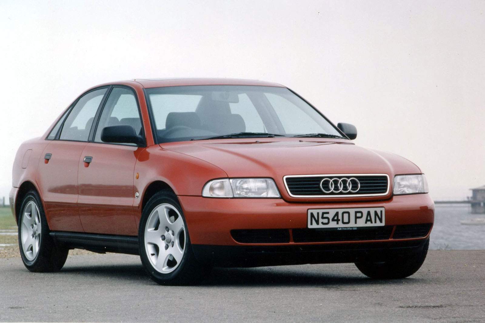 Used Audi A4 (1995 - 2001) + Guide - Image 1