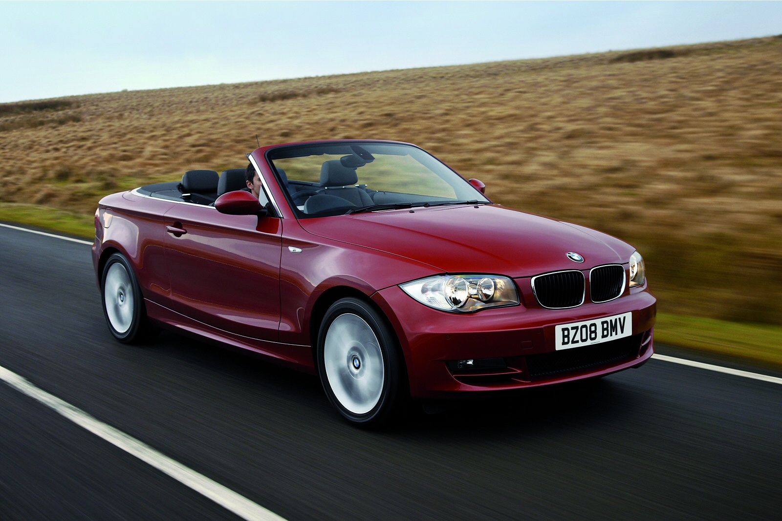 Used BMW 1 Series Convertible (2008 - 2013) + Guide - Image 1