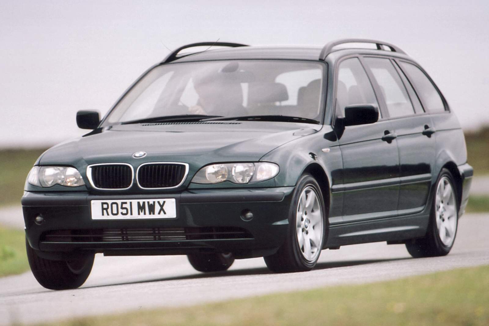 Used BMW 3 Series Touring (1999 - 2005) + Guide - Image 1