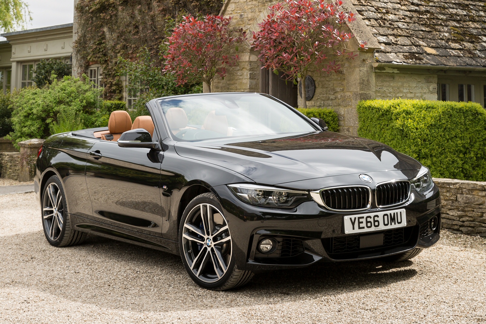Used BMW 4 Series Convertible [F33] (2014 - 2020) + Guide - Image 1