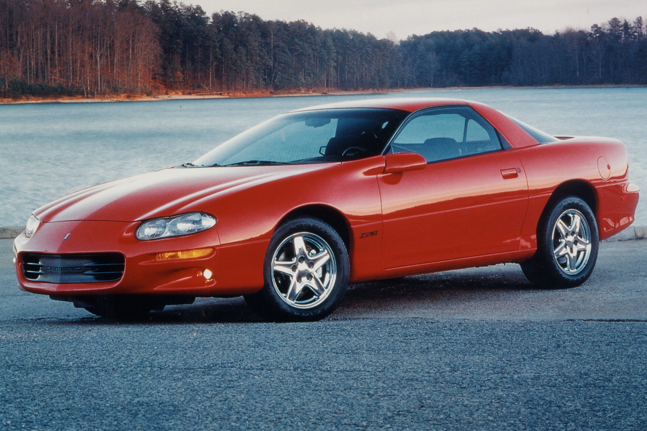 Used Chevrolet Camaro (1998 - 2002) + Guide - Image 1