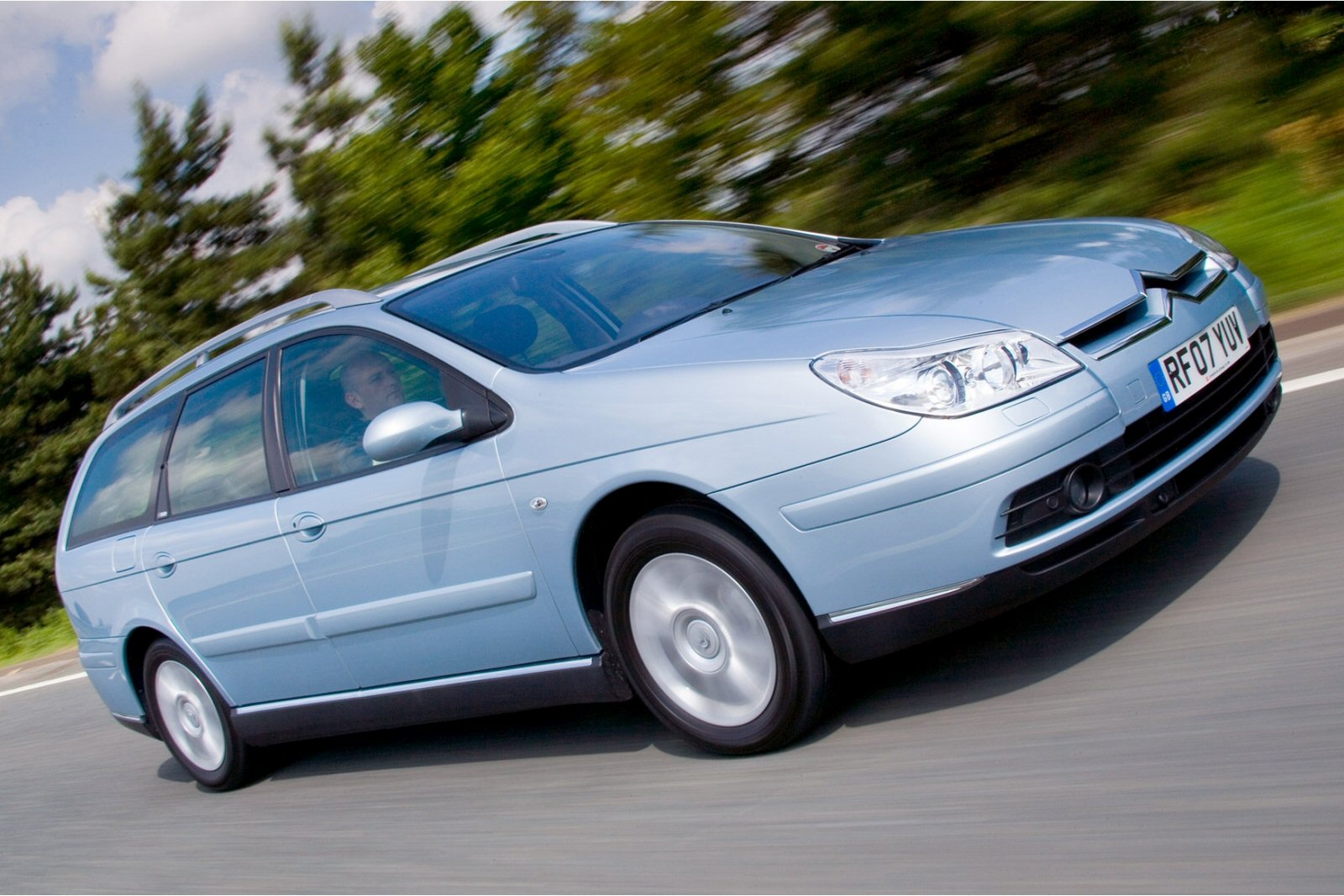 Used Citroen C5 Estate (2001 - 2008) + Guide - Image 1
