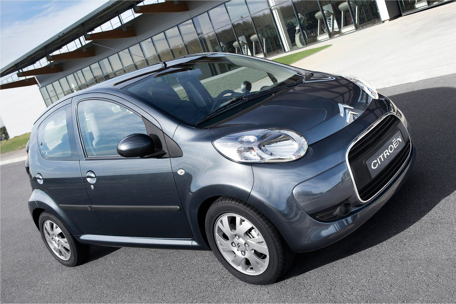 Used Citroen C1 (2005 - 2009) + Guide - Image 1