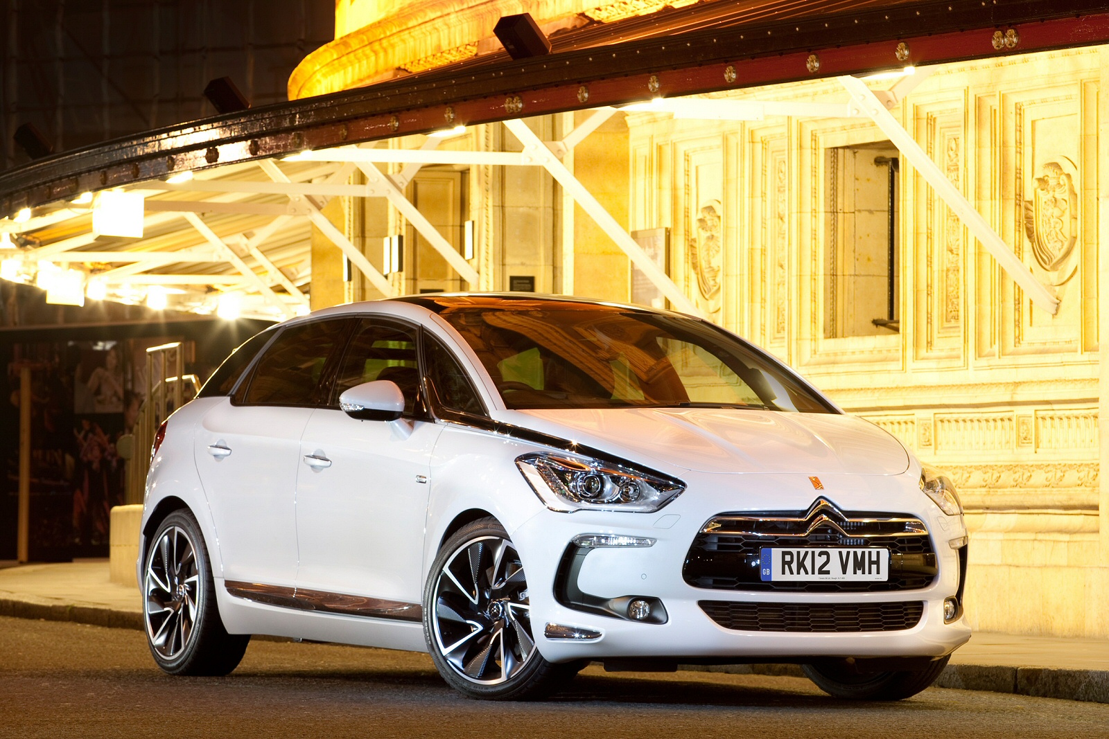 Used Citroen DS5 (2012 - 2015) + Guide - Image 1