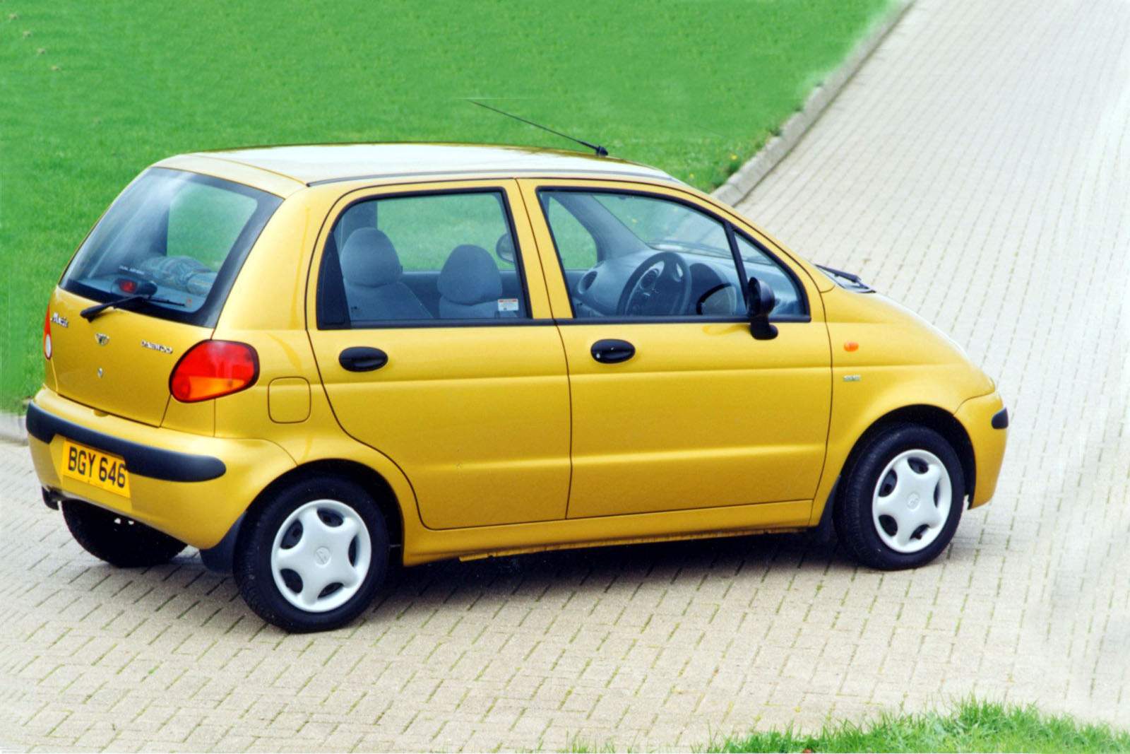 Used Daewoo Matiz (1998 - 2005) + Guide - Image 1