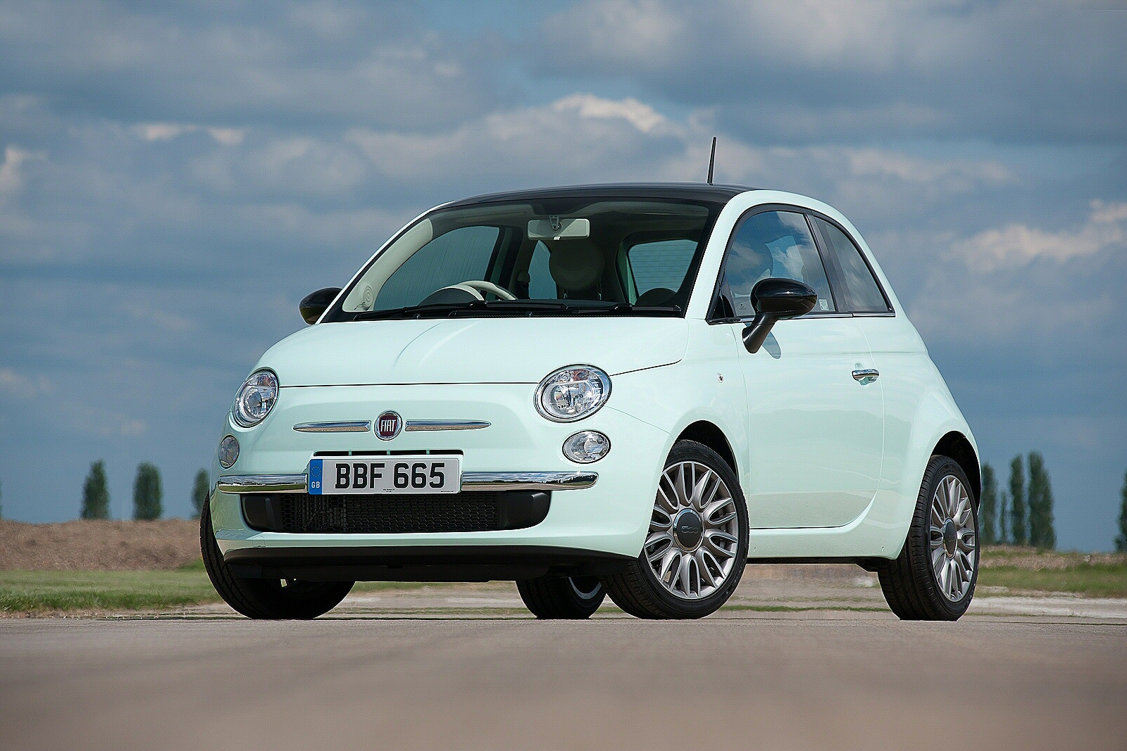 Used Fiat 500 (2014 - 2015) + Guide - Image 1