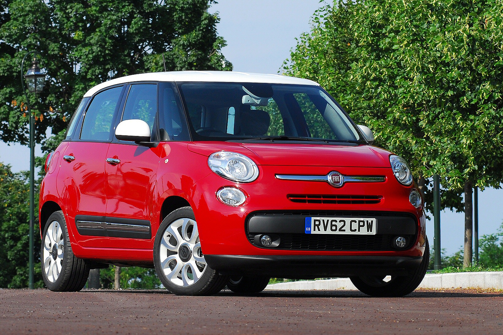Used Fiat 500L (2012 - 2017) + Guide - Image 1