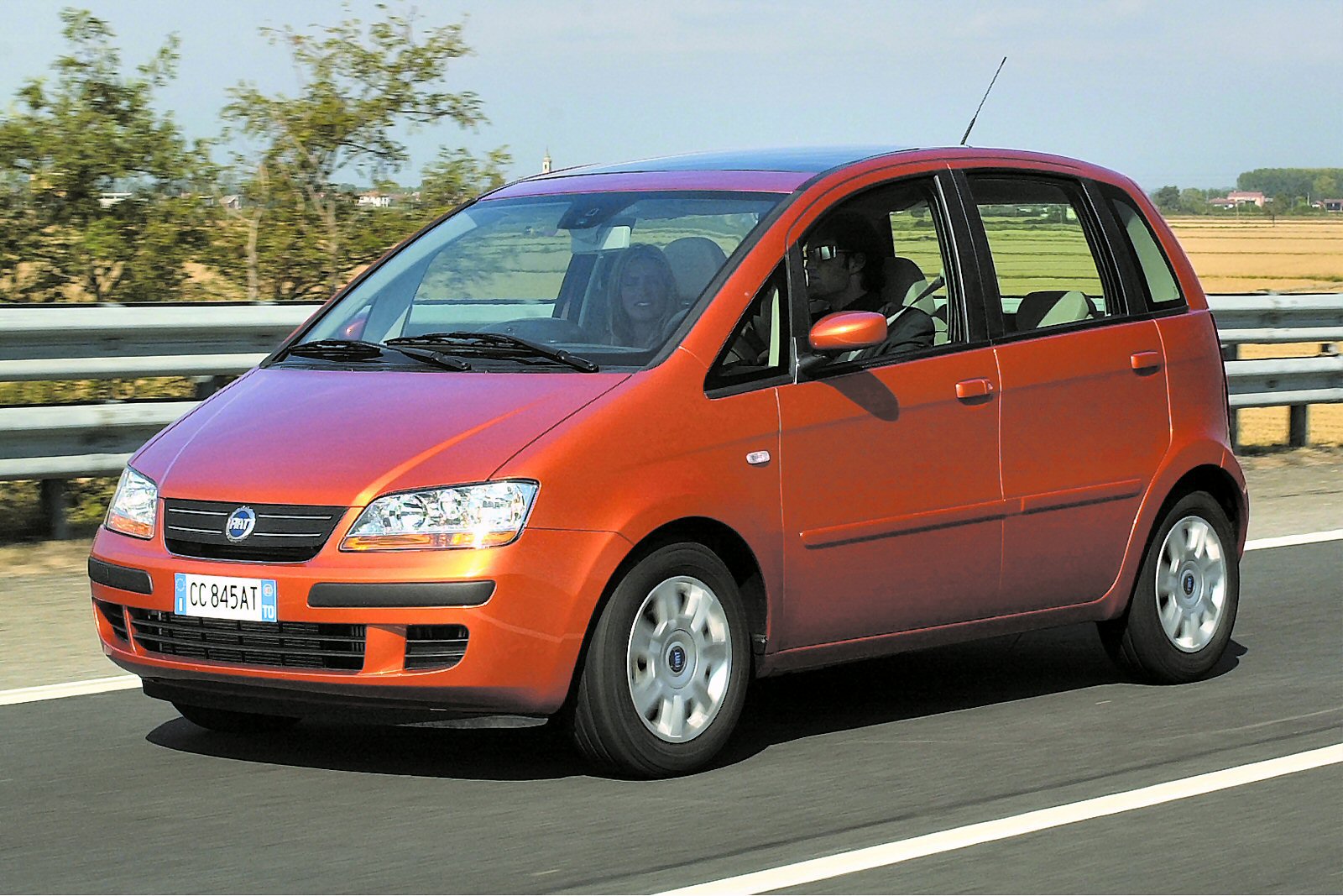 Used Fiat Idea (2004 - 2007) + Guide - Image 1