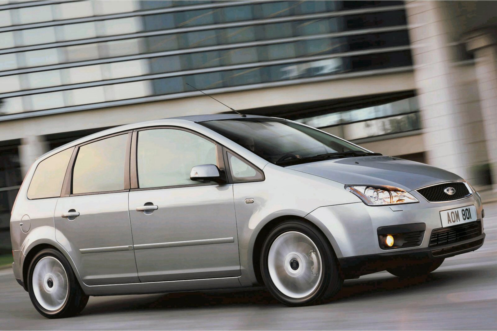 Used Ford Focus C-MAX (2003 - 2007) + Guide - Image 1