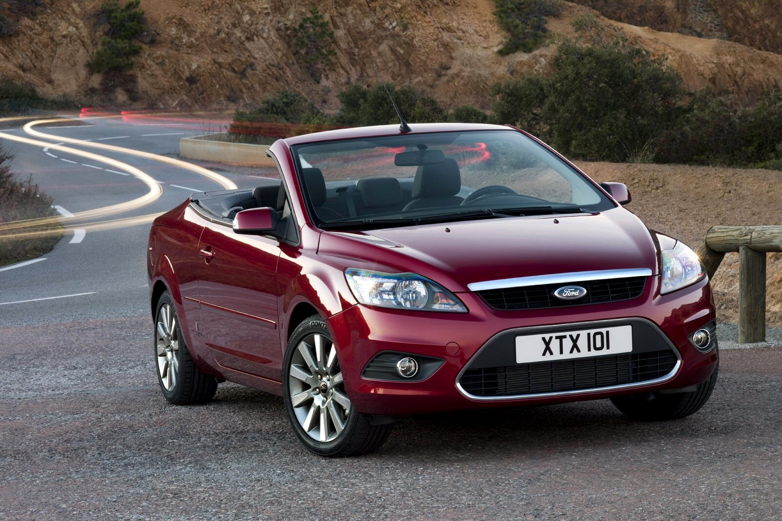 Used Ford Focus Coupe-Cabriolet (2006 - 2010) + Guide - Image 1