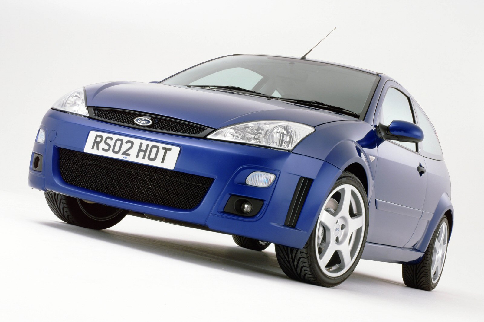Used Ford Focus RS (2002 - 2003) + Guide - Image 1