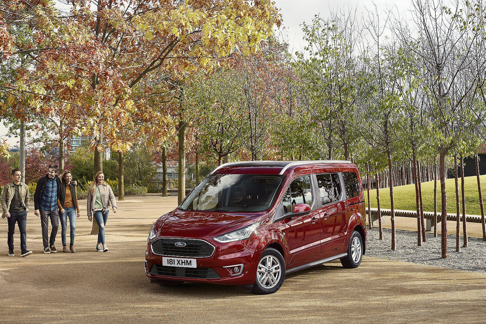 Used Ford Grand Tourneo Connect (2012 - 2021) + Guide - Image 1