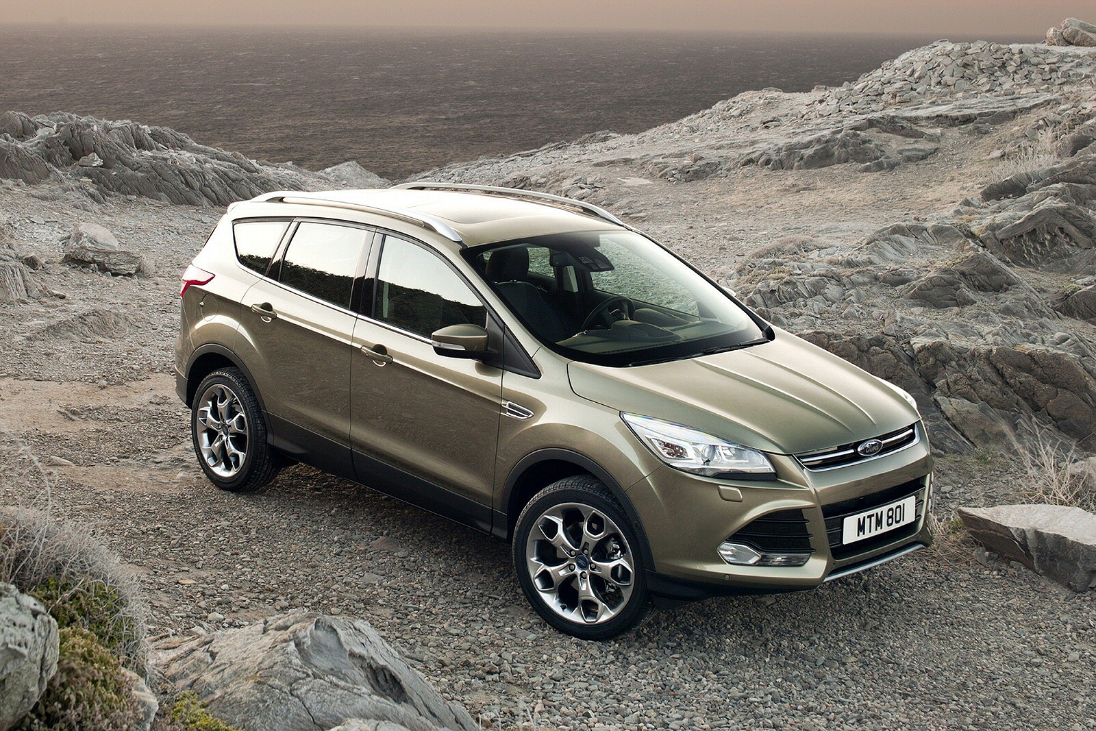 Used Ford Kuga (2013 - 2016) + Guide - Image 1